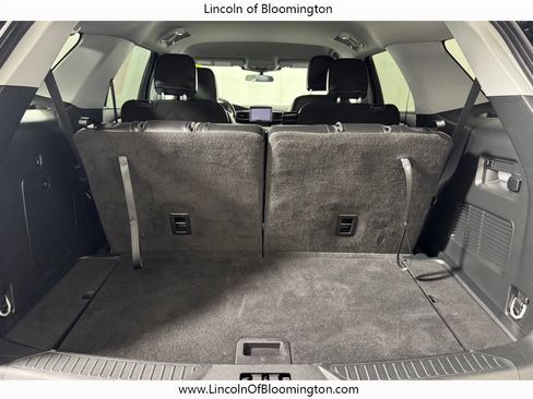 Used 2024 Ford Explorer XLT w/ Equipment Group 202A AWD/4WD image 14