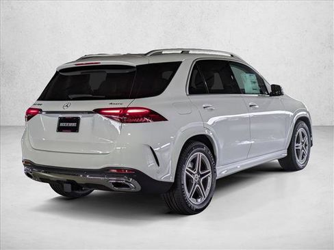 Used 2026 Mercedes-Benz GLE 450 4MATIC image 2