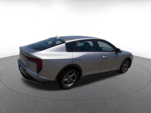 Used 2025 Kia K4 FWD image 15