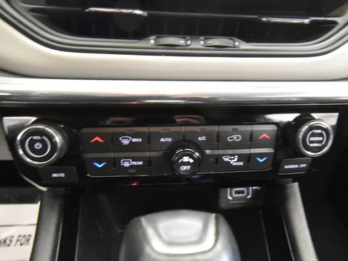 Used 2022 Jeep Compass Limited AWD/4WD image 33