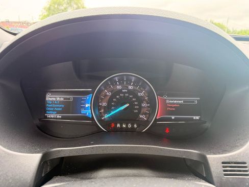 Used 2017 Ford Explorer Limited FWD image 19
