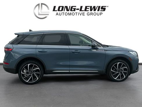 Certified 2024 Lincoln Corsair Reserve FWD image 8