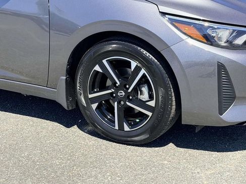Used 2025 Nissan Sentra SV w/ All-Weather Package FWD image 7