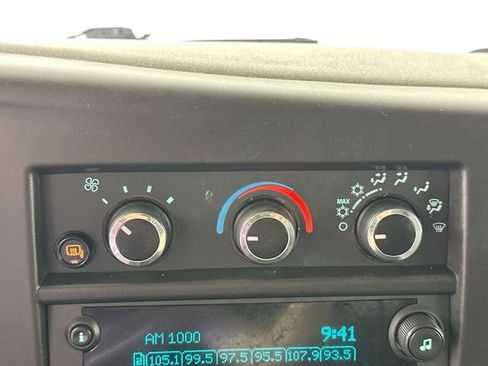 Used 2022 Chevrolet Express 2500 w/ Driver Convenience Package RWD image 16