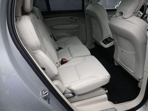 New 2026 Volvo XC90 B6 Ultra w/ Protection Package AWD/4WD image 33