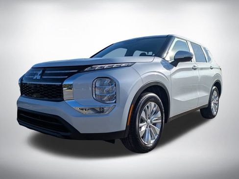 New 2026 Mitsubishi Outlander ES FWD image 7