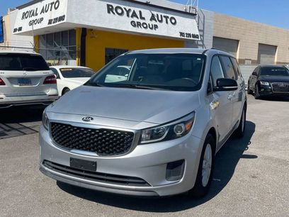 Used 2015 Kia Sedona LX w/ LX Convenience Package