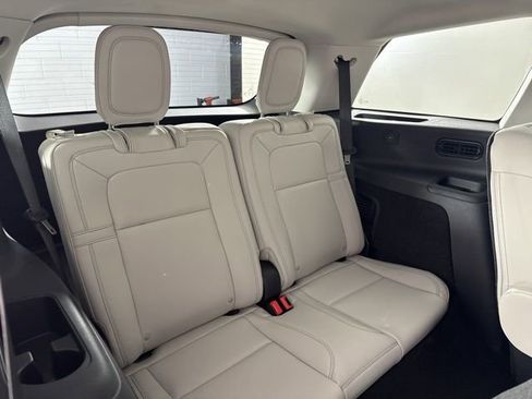 New 2026 Lincoln Aviator Reserve image 27
