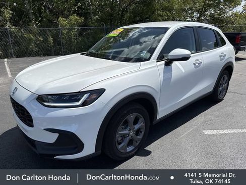 Used 2026 Honda HR-V LX image 3