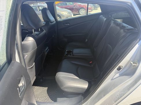 Used 2017 Toyota Prius Prime Premium FWD image 11