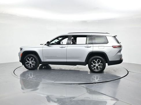 Used 2025 Jeep Grand Cherokee L Limited AWD/4WD image 7