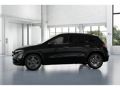 Certified 2025 Mercedes-Benz GLA 250 4MATIC image 35