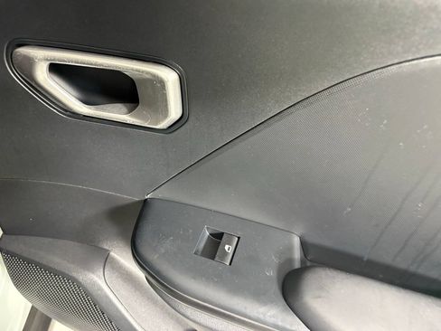 New 2026 Kia K4 FWD image 16