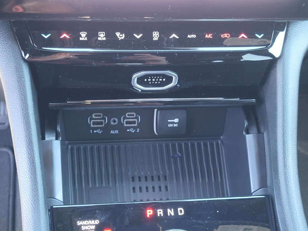 New 2026 Jeep Grand Cherokee Altitude AWD/4WD image 23