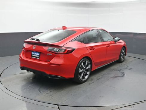 Certified 2025 Honda Civic Sport Touring image 6