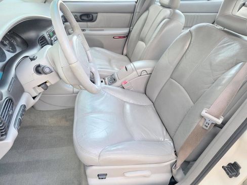 Used 2001 Buick Regal GS w/ Prestige Pkg image 8