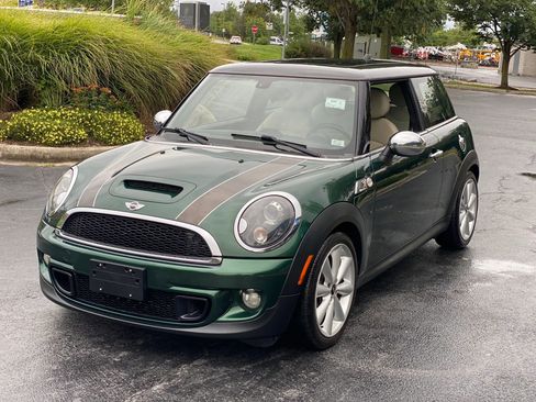 Used 2011 MINI Cooper S image 2