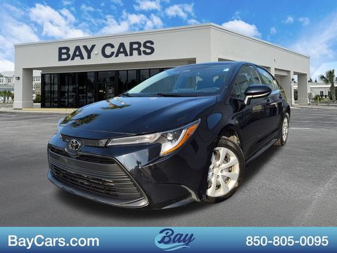 Used 2024 Toyota Corolla LE FWD image 1