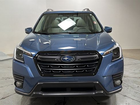 Used 2023 Subaru Forester Limited w/ Popular Package #2 image 2