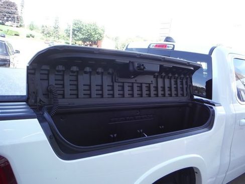 Used 2025 RAM 1500 Limited w/ Bed Utility Group AWD/4WD image 20