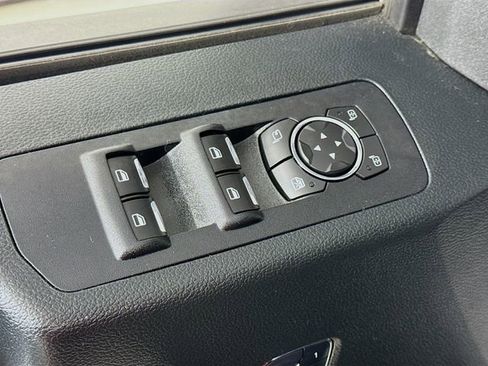 Used 2016 Ford F150 Lariat w/ Equipment Group 502A Luxury image 18