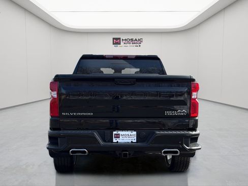 New 2026 Chevrolet Silverado 1500 High Country w/ High Country Premium Package image 6
