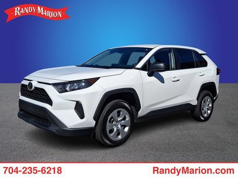 Used 2022 Toyota RAV4 LE AWD/4WD image 1