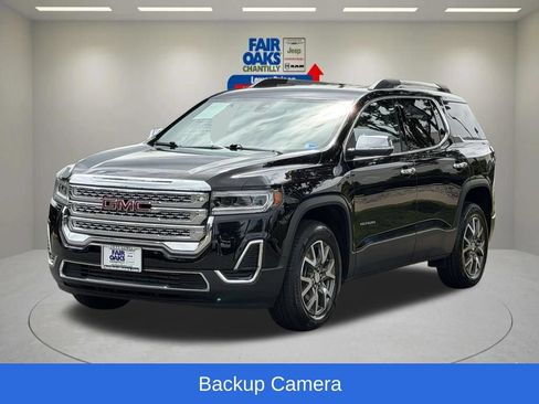 Used 2023 GMC Acadia SLE w/ Driver Convenience Package FWD image 3