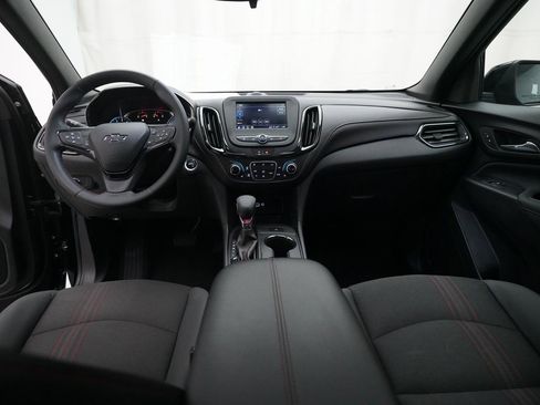 Used 2023 Chevrolet Equinox RS image 5