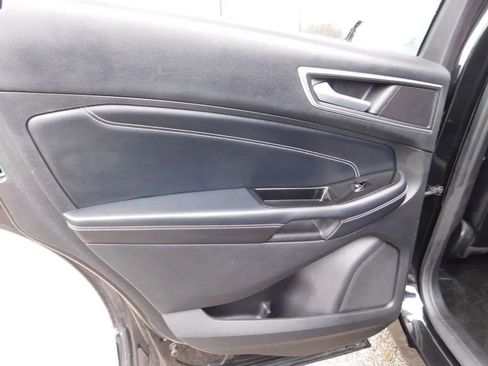 Used 2015 Ford Edge Titanium w/ Equipment Group 301A image 10