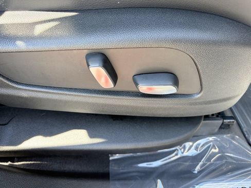 Used 2021 Cadillac XT5 Luxury FWD image 11