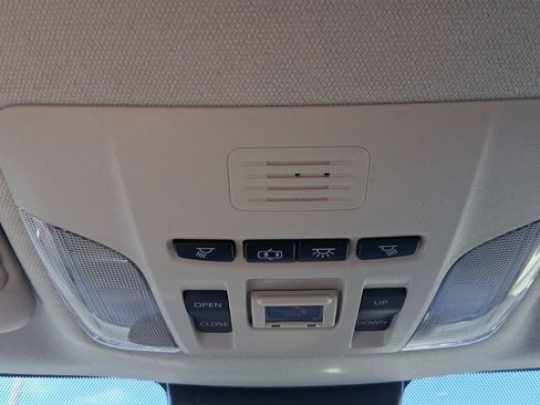 Used 2022 Toyota Corolla XLE image 26