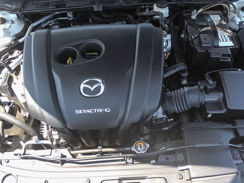 Used 2020 MAZDA MAZDA3 Hatchback FWD image 34