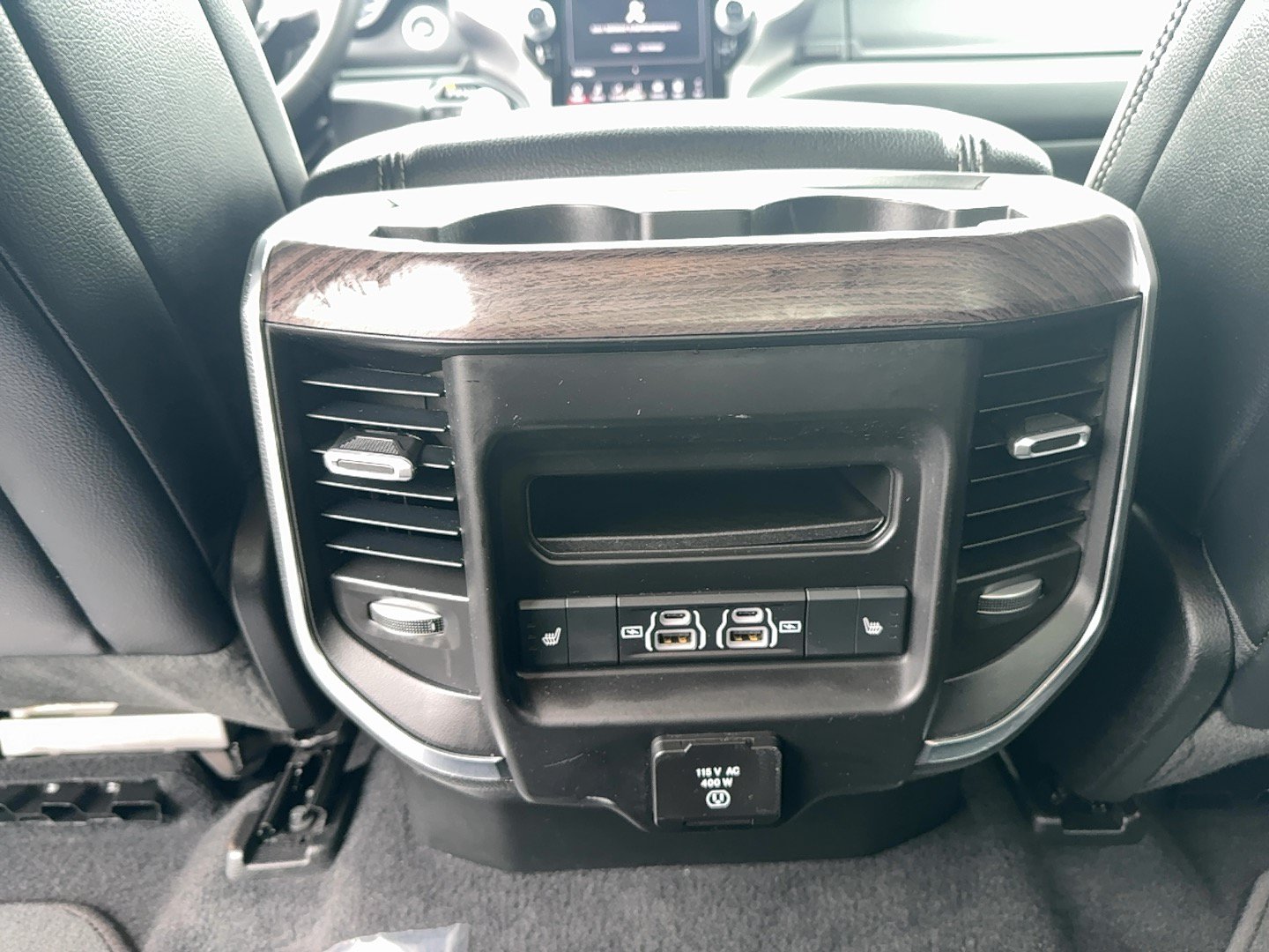 Used 2026 RAM 1500 Laramie AWD/4WD image 23