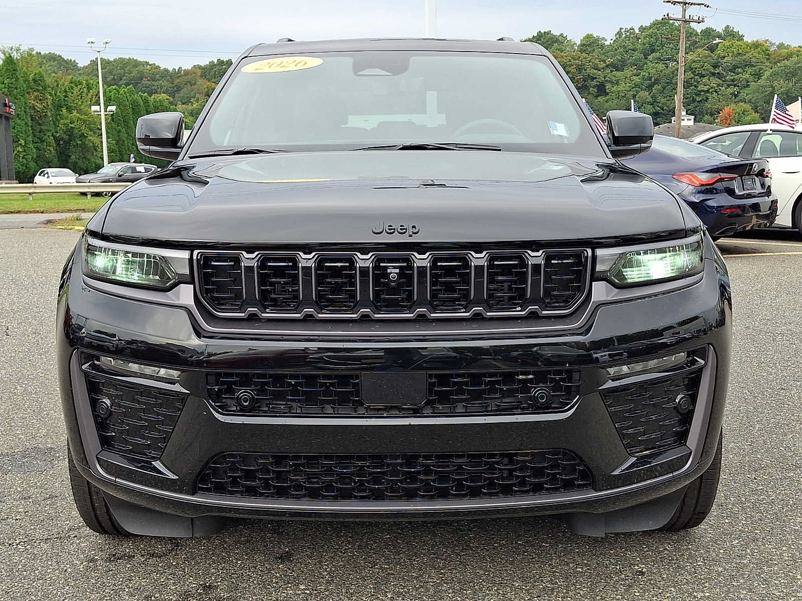 Used 2026 Jeep Grand Cherokee Limited AWD/4WD image 2