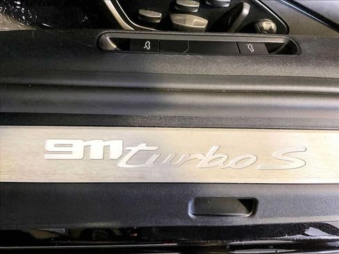 Certified 2022 Porsche 911 Turbo S AWD/4WD image 19