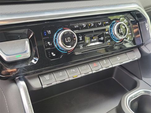 New 2026 GMC Sierra 2500 Denali w/ Denali Reserve Package image 29