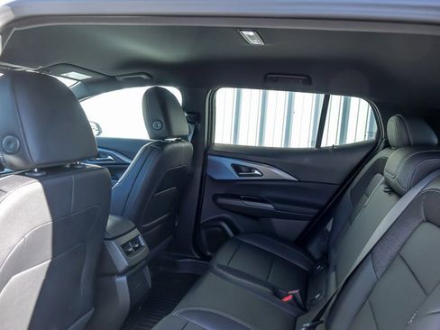 New 2026 Chevrolet Equinox EV LT image 15