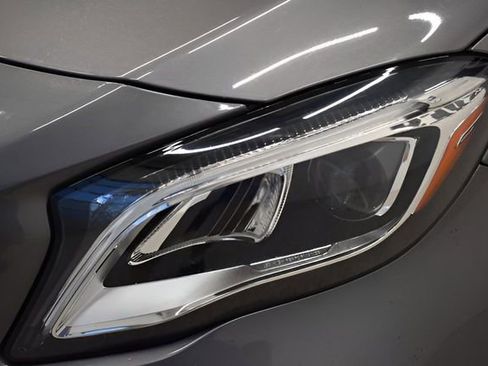 Used 2020 Mercedes-Benz GLA 250 4MATIC image 15