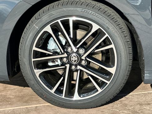 New 2026 Toyota Camry XLE image 33