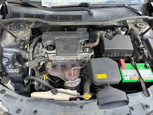 Used 2012 Toyota Camry SE w/ Leather Pkg FWD image 21