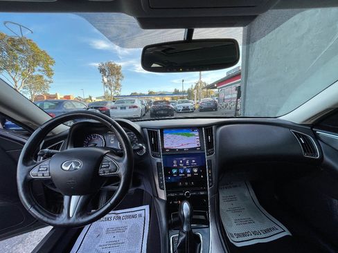 Used 2016 INFINITI Q50 3.0t Premium w/ 3.0T Premium Plus Package image 9