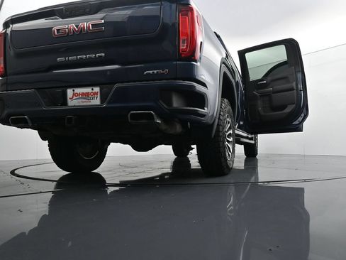 Used 2020 GMC Sierra 1500 AT4 w/ AT4 Premium Package AWD/4WD image 44
