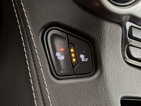 Used 2017 Chevrolet Tahoe LT image 27