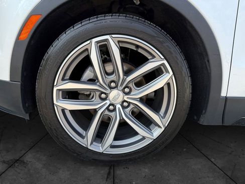 Used 2019 Cadillac XT4 Sport image 14