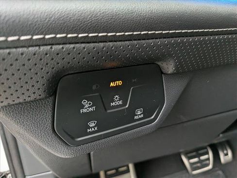 Used 2026 Volkswagen Atlas SEL Premium R-Line AWD/4WD image 35