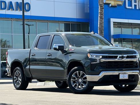 New 2026 Chevrolet Silverado 1500 LT w/ Z71 Off-Road Package image 2