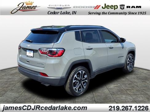 Used 2022 Jeep Compass Limited w/ Sun and Sound Group image 4
