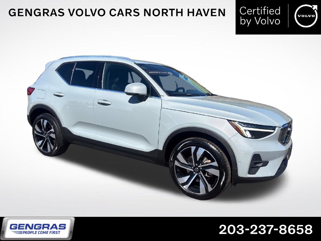 Certified 2024 Volvo XC40 B5 Plus w/ Protection Package Premier AWD/4WD image 1