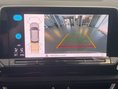 New 2026 Volkswagen Atlas Cross Sport SEL R-Line image 26